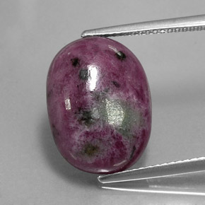Rubi-zoisita multicolorido natural 13,33ct, corte oval, opaco