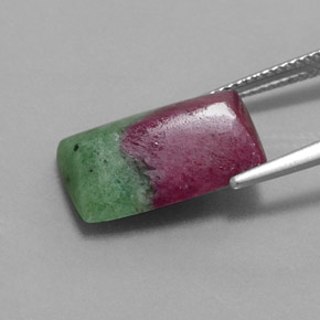 Rubi-zoisita multicolorido natural 9,19ct, baguete, opaco