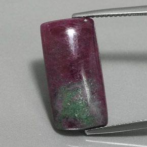 Rubi-zoisita multicolorido natural 14,27ct, baguete, opaco