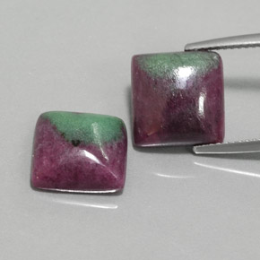 Pedras preciosas de rubi-zoisita multicolorido natural de  ct, quadrado, opaco