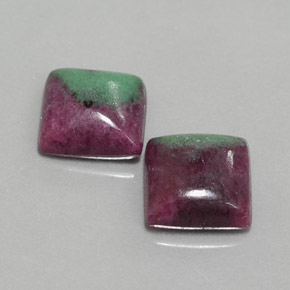 Pedras preciosas de rubi-zoisita multicolorido natural de  ct, quadrado, opaco