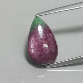 Rubi-zoisita multicolorido natural 4,83ct, formato de pêra, opaco