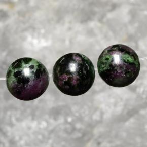 Pedras preciosas de rubi-zoisita multicolorido natural de 27,63 ct, esfera / bola, opaco