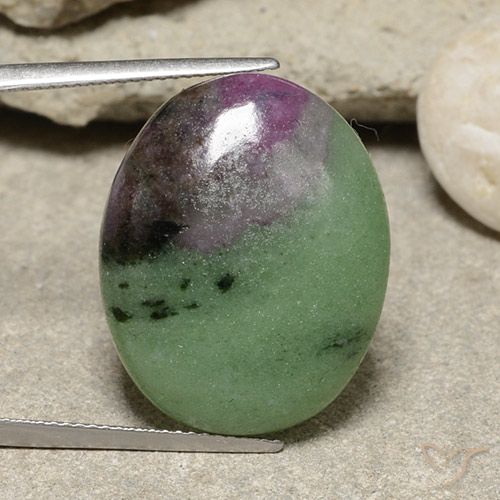 27.80ct Natural Multicolorido Rubi-Zoisite, oval, Opaco