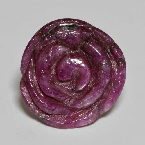 Rubi-zoisita roxo natural 11,63ct, corte flor, opaco