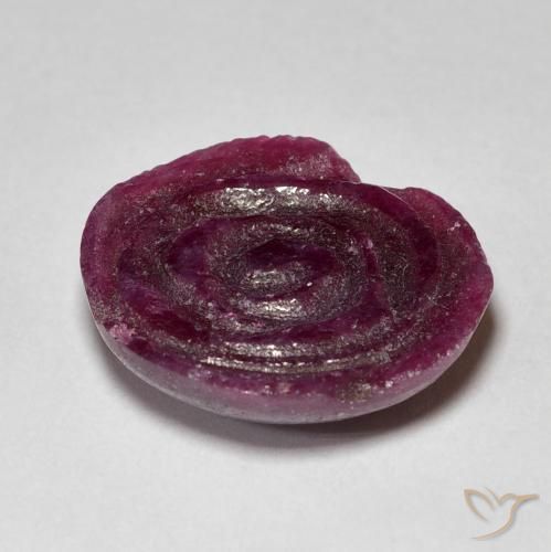 Rubi-Zoisite Medium Dark Reddish-Purple Natural 12.46ct, Flor cortada, Opaco