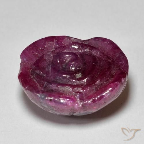 Rubi-Zoisite Medium Dark Reddish-Purple Natural 18.36ct, Flor cortada, Opaco