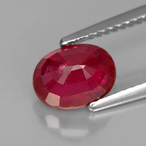 Rubi vermelho natural 1,93ct, corte oval, SI