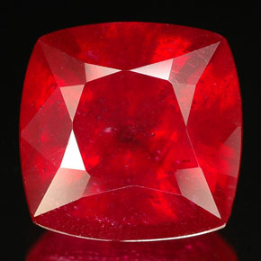 Rubi vermelho natural 5,00ct, almofada cortada, SI