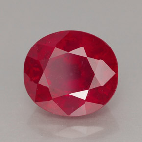 Rubi vermelho natural 3,68ct, corte oval, VS-SI