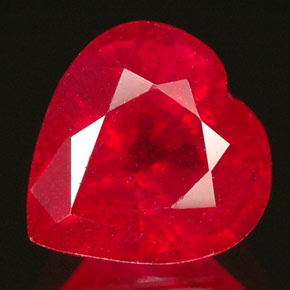Rubi vermelho natural 1,69ct, formato de coração, VS-SI