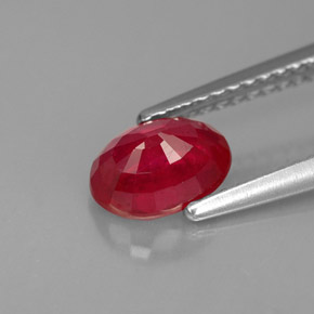 Rubi vermelho natural 1,17ct, corte oval, VS-SI