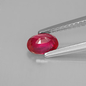 Rubi vermelho natural 0,66ct, corte oval, VS-SI