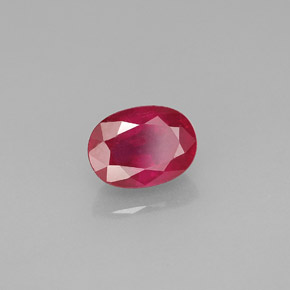 Rubi vermelho natural 1,30ct, corte oval, VS-SI