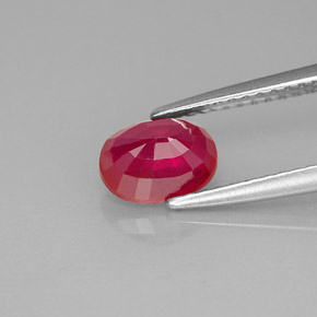 Rubi vermelho natural 1,30ct, corte oval, VS-SI