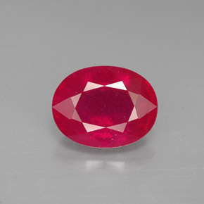 Rubi vermelho natural 2,77ct, corte oval, SI