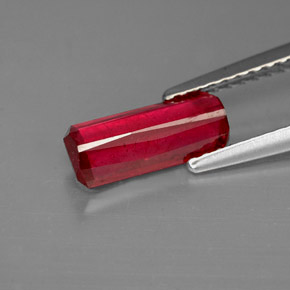 Rubi vermelho natural 1,44ct, corte esmeralda, VS-SI