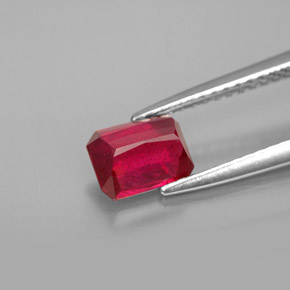Rubi vermelho natural 1,35ct, corte esmeralda, SI