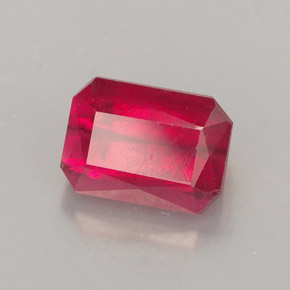 Rubi vermelho natural 1,54ct, corte esmeralda, SI
