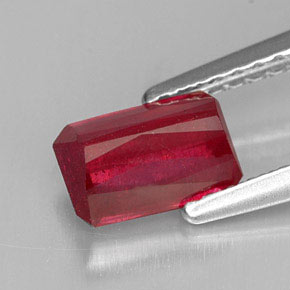 Rubi vermelho natural 1,24ct, corte esmeralda, SI