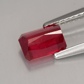 Rubi vermelho natural 1,26ct, corte esmeralda, SI