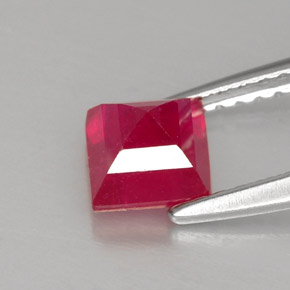 Rubi vermelho natural 1,12ct, quadrado, SI