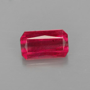 Rubi vermelho natural 1,30ct, corte esmeralda, VS-SI