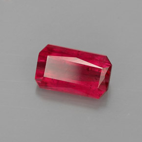 Rubi vermelho natural 1,30ct, corte esmeralda, VS-SI