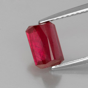 Rubi vermelho natural 1,80ct, corte esmeralda, SI