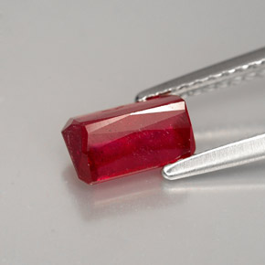 Rubi vermelho natural 1,39ct, corte esmeralda, VS-SI