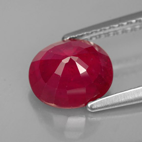 Rubi vermelho natural 1,94ct, corte oval, SI