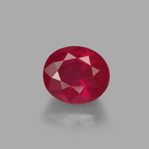 Rubi vermelho natural 1,95ct, corte oval, SI