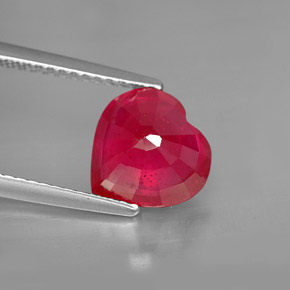 Rubi vermelho natural 3,26ct, formato de coração, SI