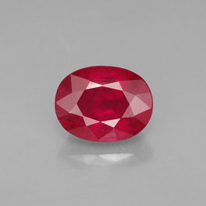 Rubi vermelho natural 2,37ct, corte oval, VS-SI