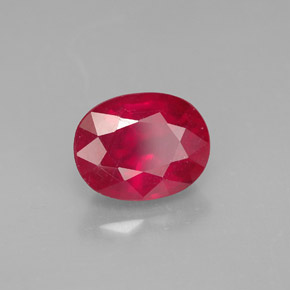 Rubi vermelho natural 2,37ct, corte oval, VS-SI