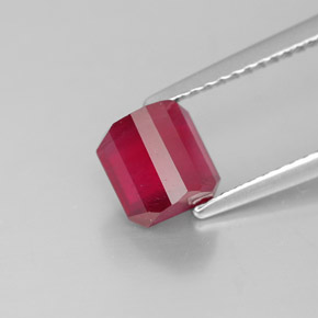 Rubi vermelho natural 1,93ct, corte esmeralda, SI