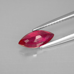 Rubi vermelho natural 1,56ct, marquise, VS-SI