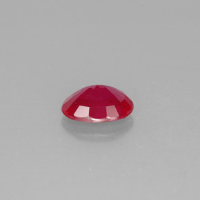Rubi vermelho natural 1,62ct, corte oval, SI