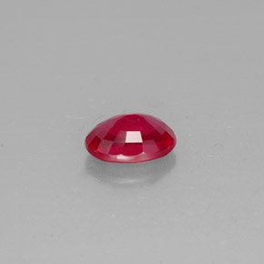 Rubi vermelho natural 1,54ct, corte oval, VS-SI