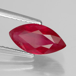 Rubi vermelho natural 1,86ct, marquise, SI