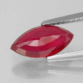 Rubi vermelho natural 1,86ct, marquise, SI