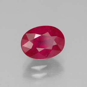 Rubi vermelho natural 1,88ct, corte oval, SI