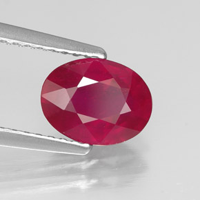 Rubi vermelho natural 1,57ct, corte oval, SI