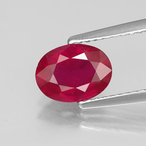 Rubi vermelho natural 1,54ct, corte oval, SI