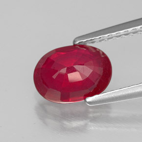 Rubi vermelho natural 1,70ct, corte oval, SI