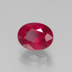 Rubi vermelho natural 1,86ct, corte oval, SI