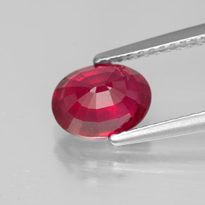 Rubi vermelho natural 1,86ct, corte oval, SI