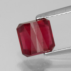 Rubi vermelho natural 2,08ct, corte esmeralda, SI