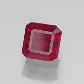 Rubi vermelho natural 1,74ct, corte esmeralda, SI