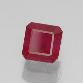 Rubi vermelho natural 2,10ct, corte esmeralda, SI